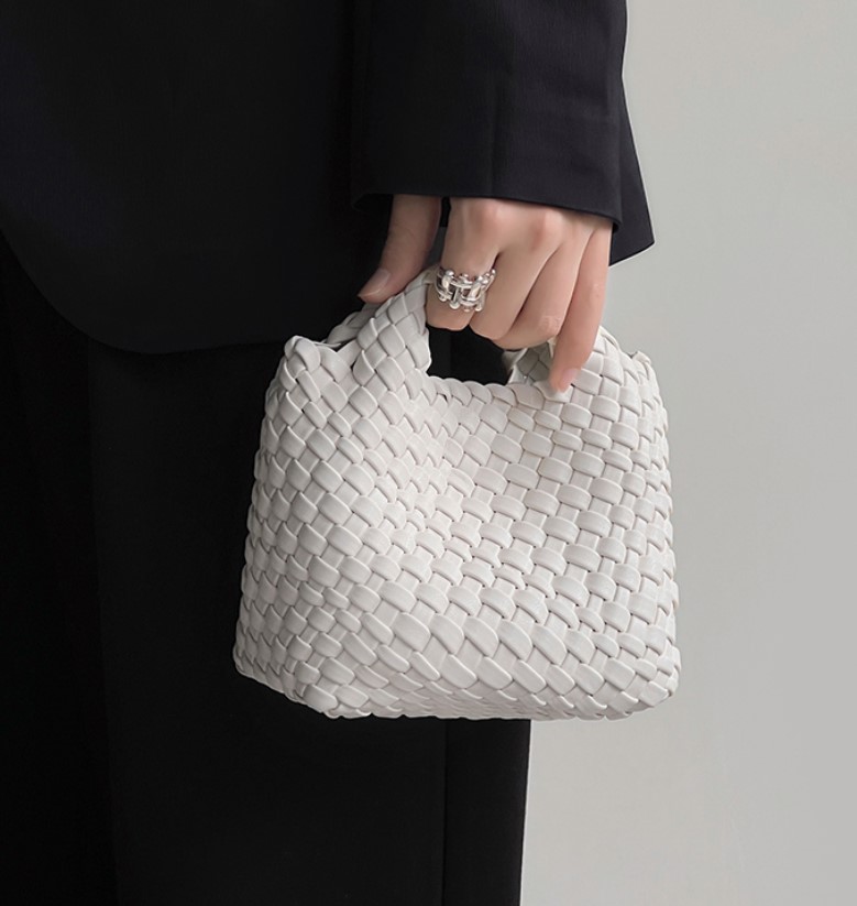 Luxury Bags On Sales - Bolso de mano tipo cubo tejido