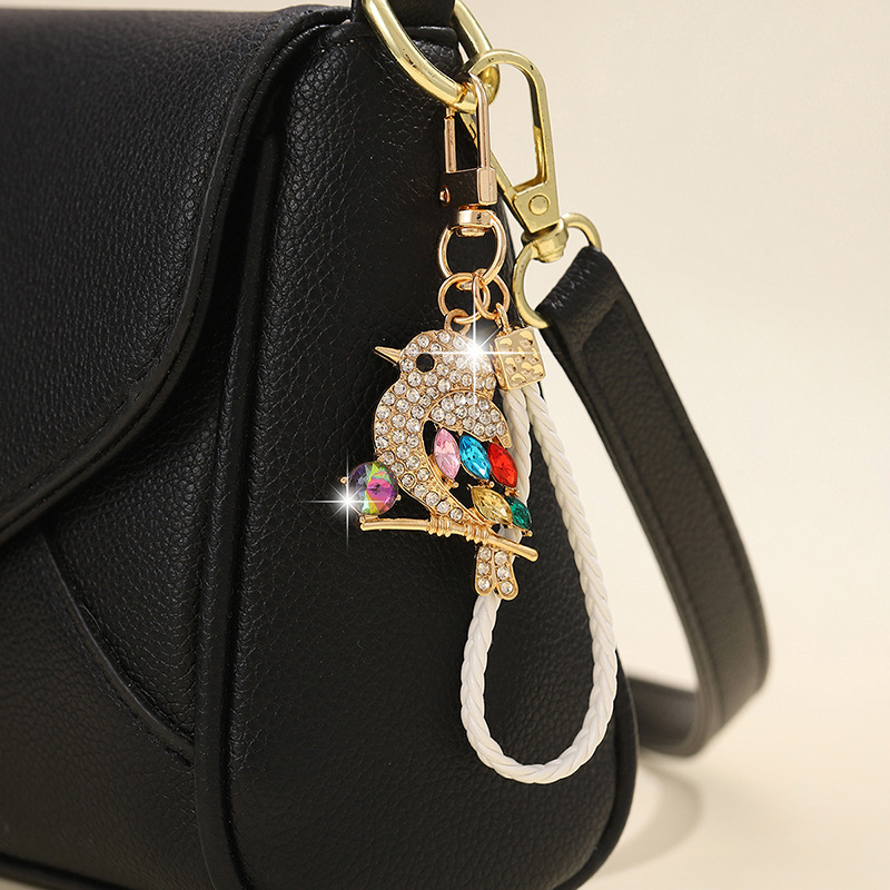 Nuevo Llavero de Lujo con Pája - Luxury Bags Cute reseña y precio